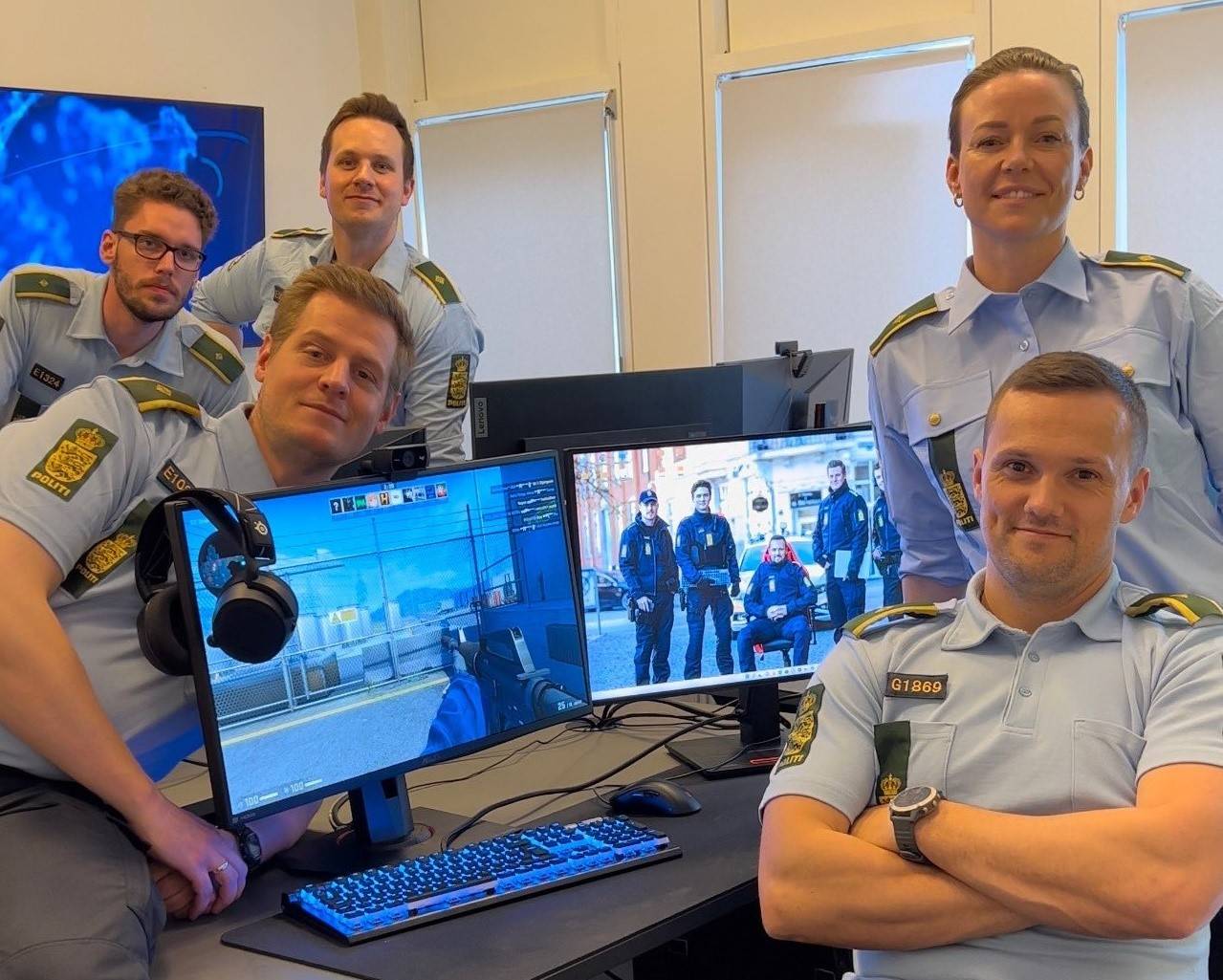 Police online patrol team