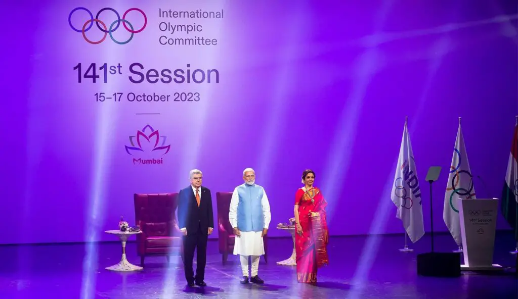 Bach, Modi, and Mrs Nita Ambani (Photo credit IOCGreg Martin)